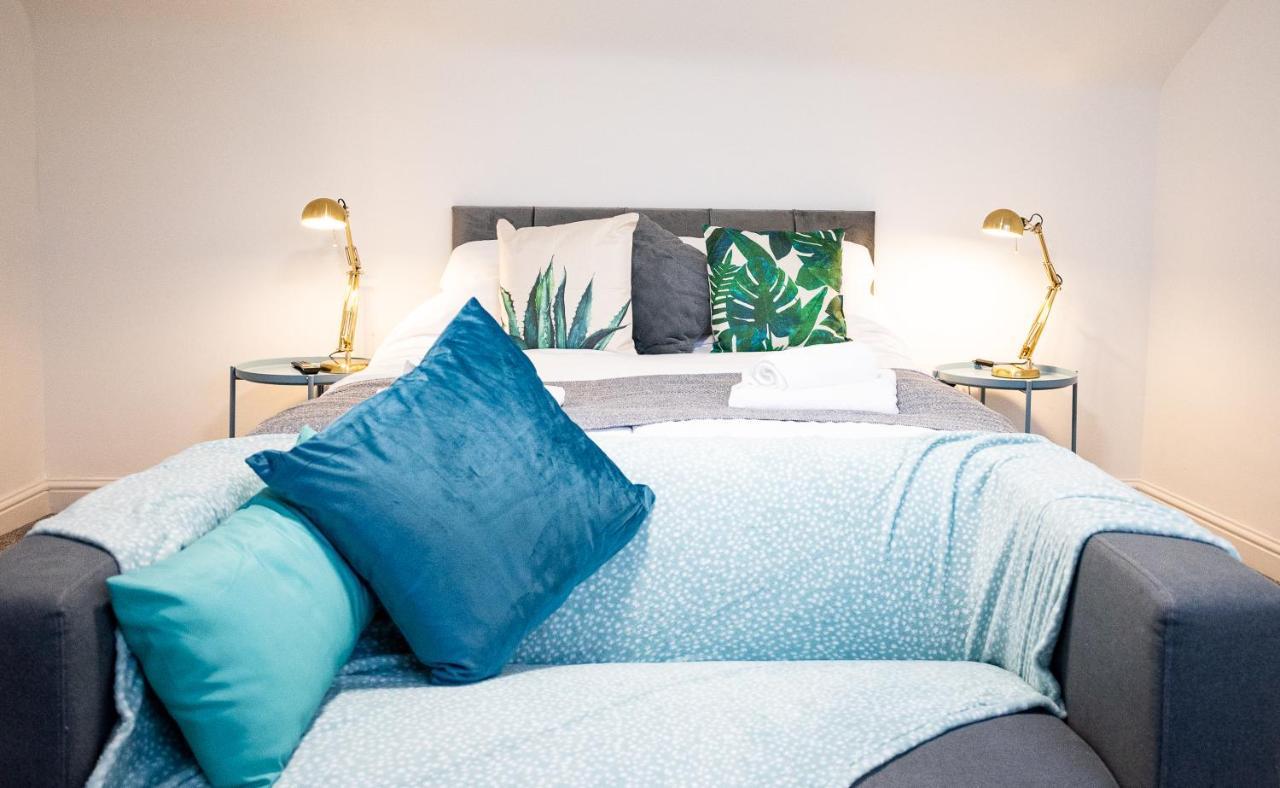 Elmo River Studios - 6 En-Suites In Wallasey - Easy Parking - Short And Long Stays Welcome Exterior foto